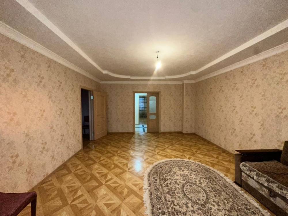 b4356181-81e9-421d-8cdf-7d32446abdc3