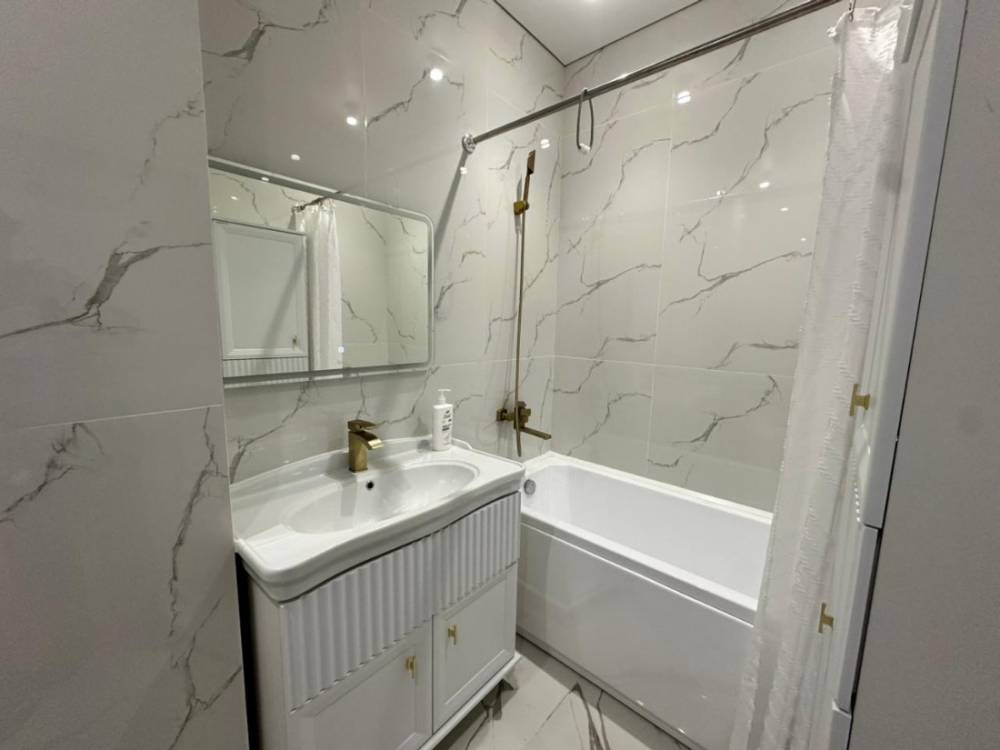 acade2bf-e513-42e5-8cf7-adc62e0d3765