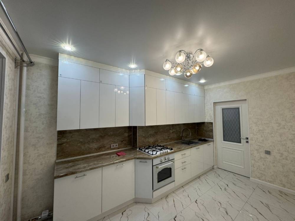 c2193de3-3ab4-4eb3-8e80-aaf8948c828a