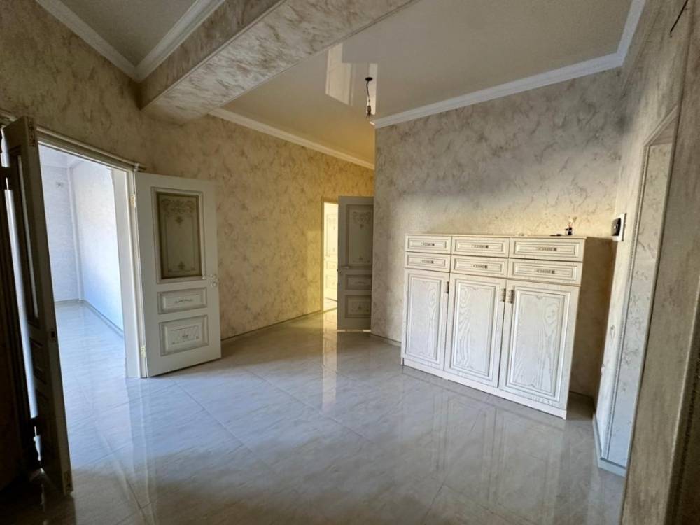 b2184e4d-90e5-4f8a-b0d9-2141ac0c2276