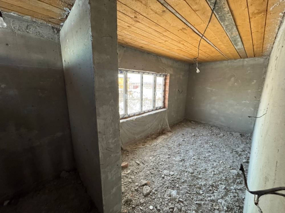 27db89f1-c455-480d-8fad-401b4a42b03b