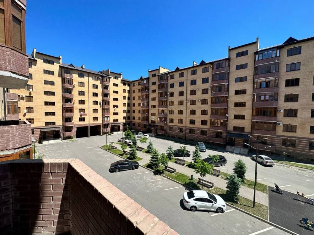 87ca1ec8-d6c5-4dd0-ae83-ce0d4f931d80